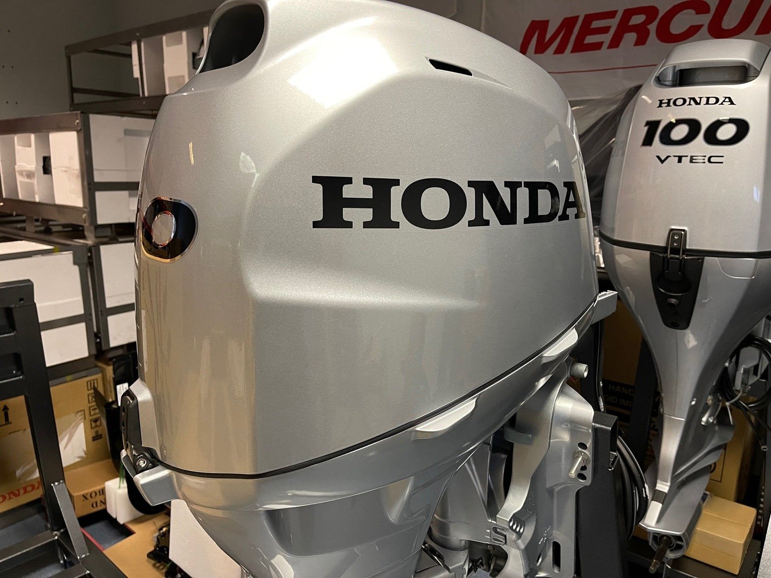 Honda 40hp Outboard For Sale | Remote Mechanical, Electric Start, 20" Shaft | BF40D4LRTA - Image 2