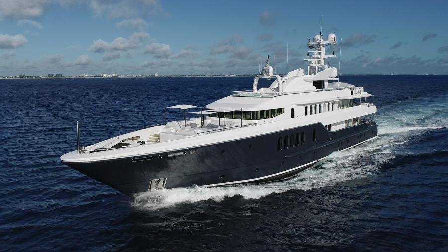 2004 Oceanfast Full Displacement 4 - Image 2