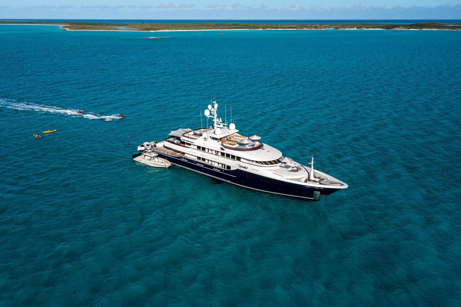 2009 TRINITY YACHTS CUSTOM UNBRIDLED