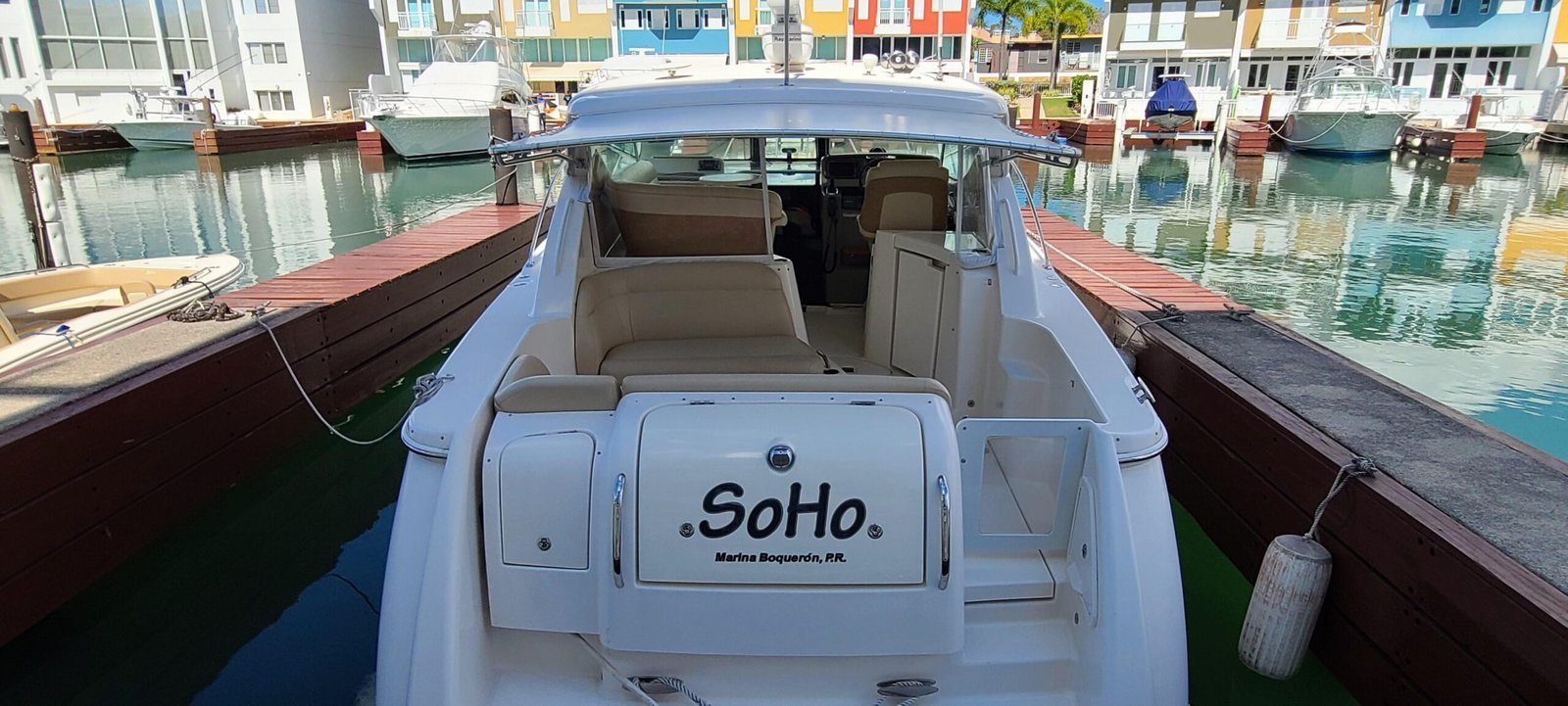 2011 Tiara Yachts 3500 Sovran LE SOHO - Image 21