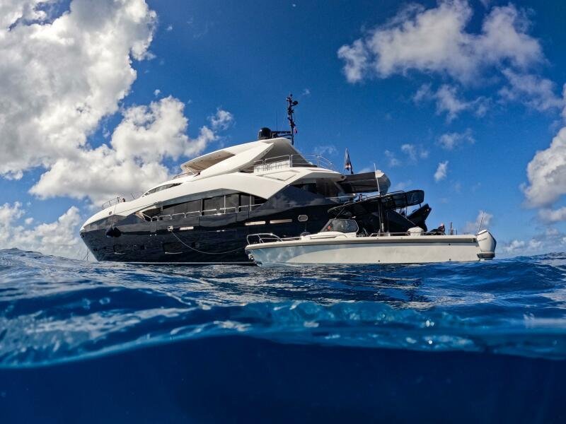 2013 Sunseeker Predator 115 EVEREAST FOR SALE - Image 4