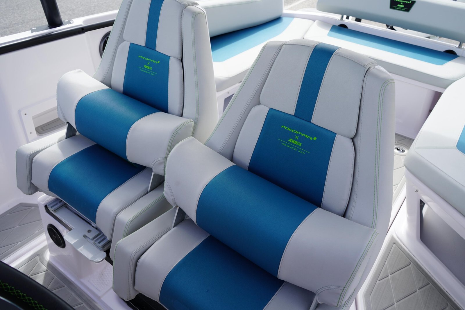 2022 Axopar 22 T-Top For Sale - Image 14