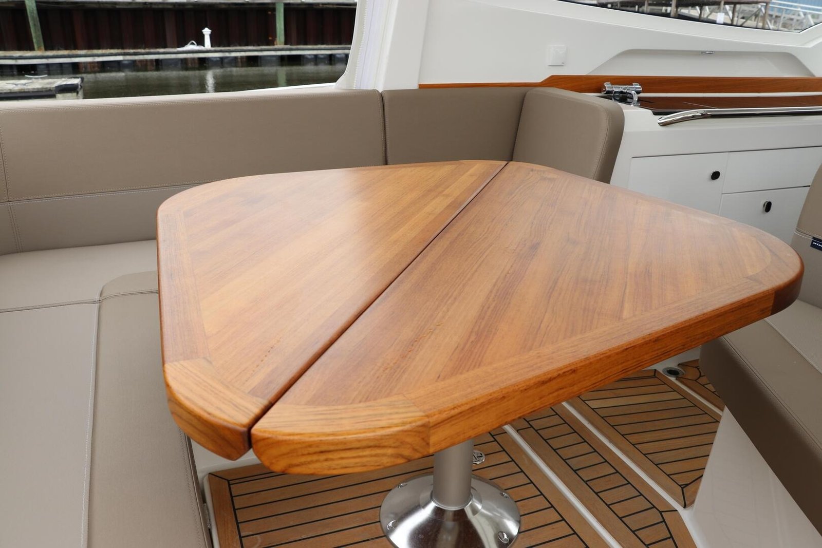 2024 Nimbus Weekender 9 For Sale - Image 19