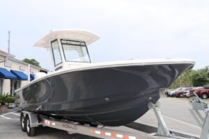 Buy 2024 Robalo 266 Cayman