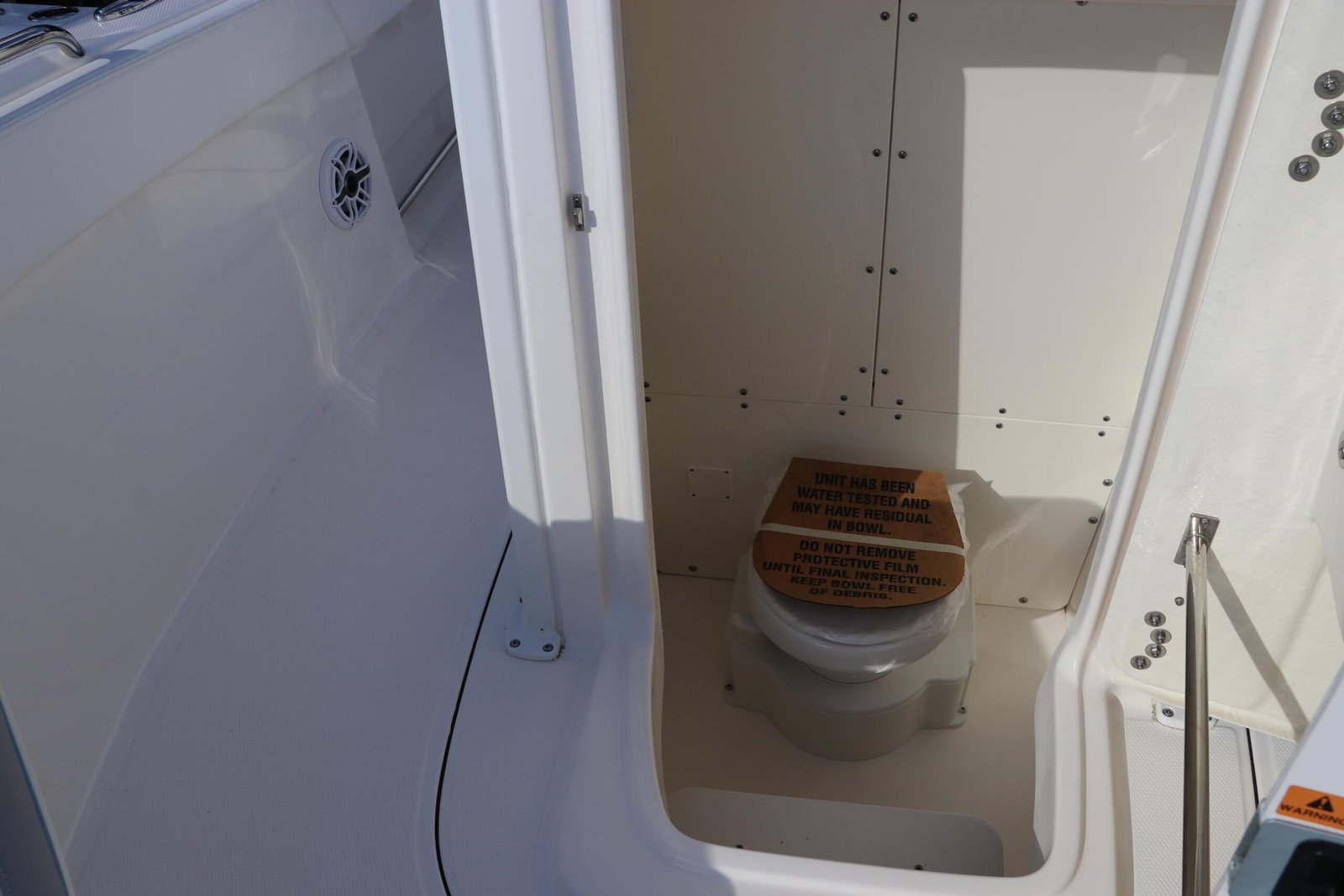 Buy 2024 Robalo R230 Center Console - Image 32