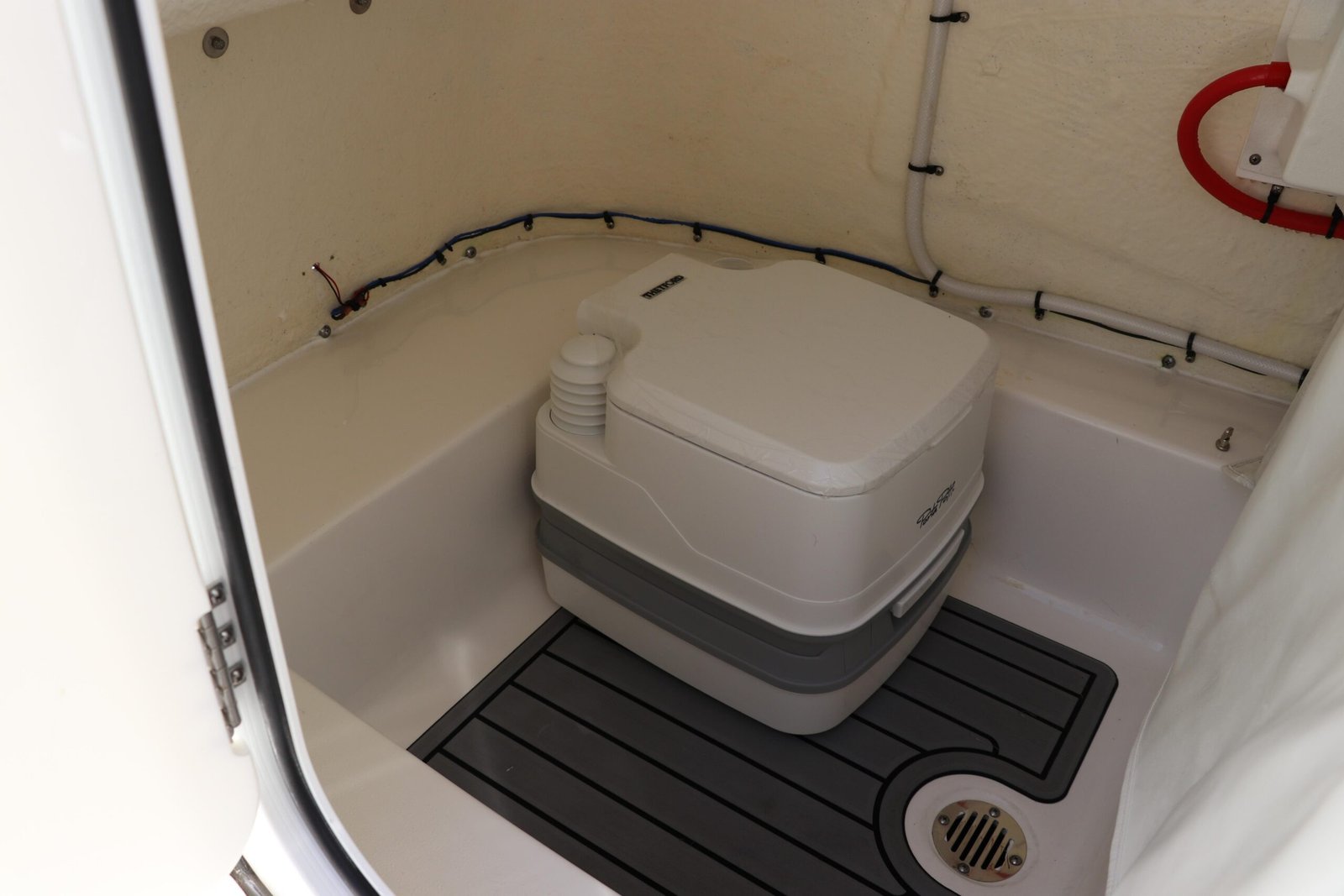 2024 Tidewater 220 LXF For Sale - Image 27