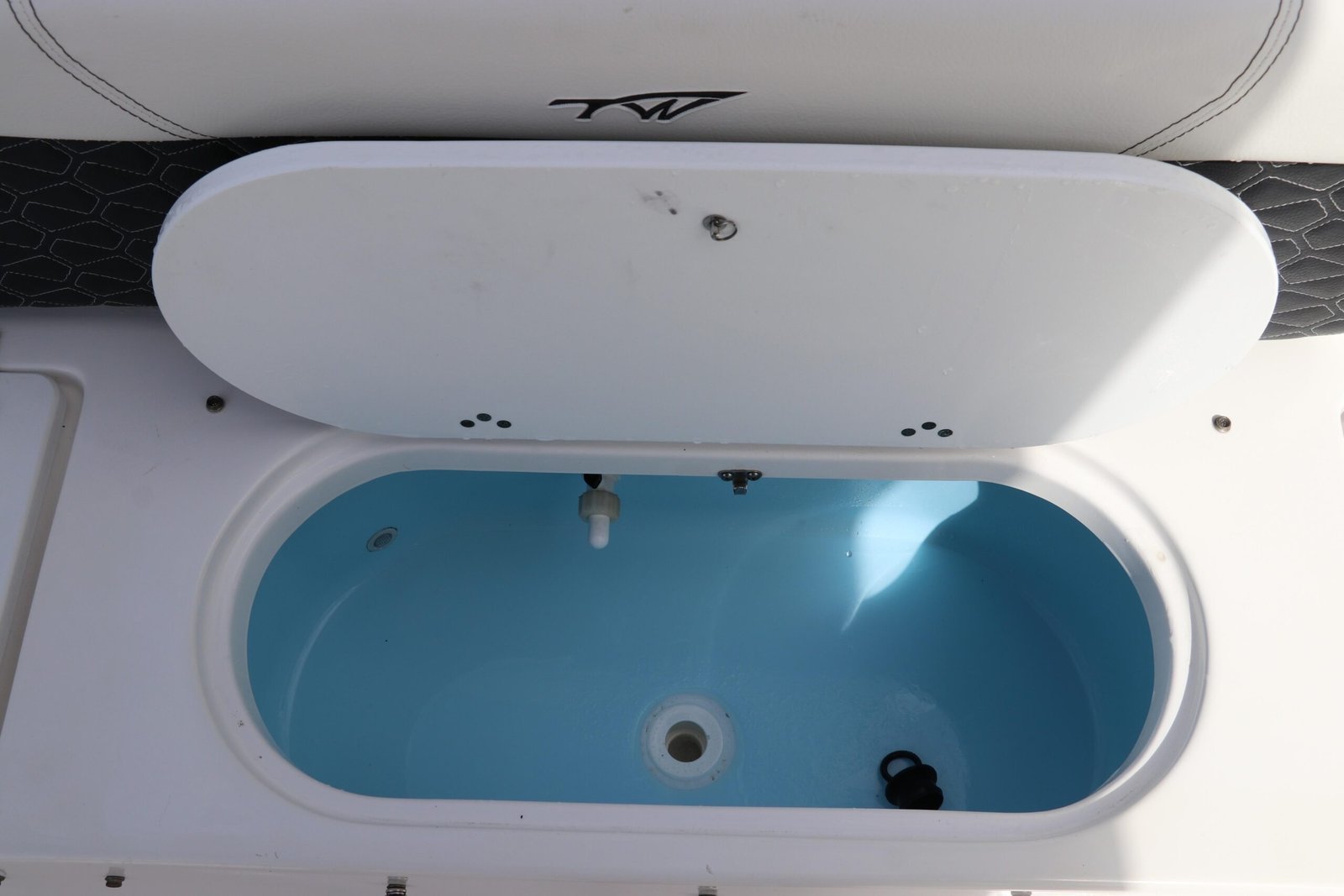 2024 Tidewater 220 LXF For Sale - Image 9