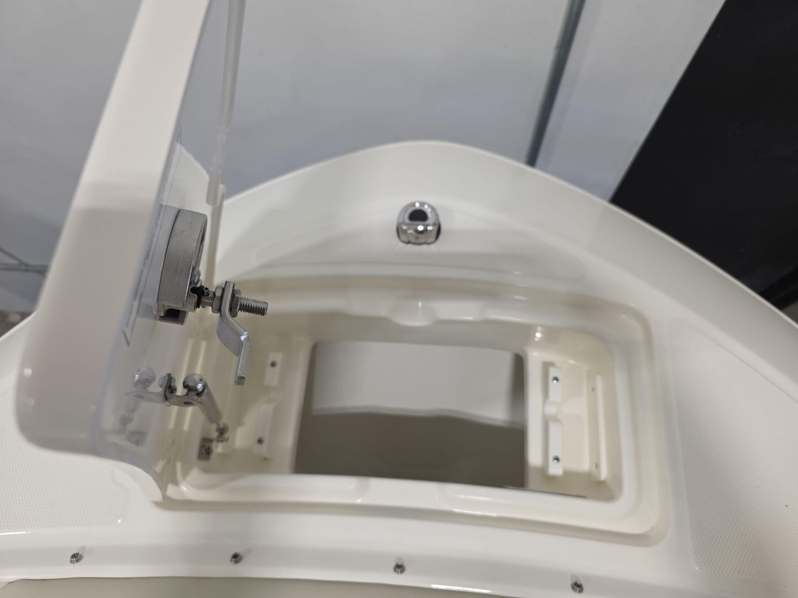 Buy 2025 Boston Whaler 210 Vantage - Image 21