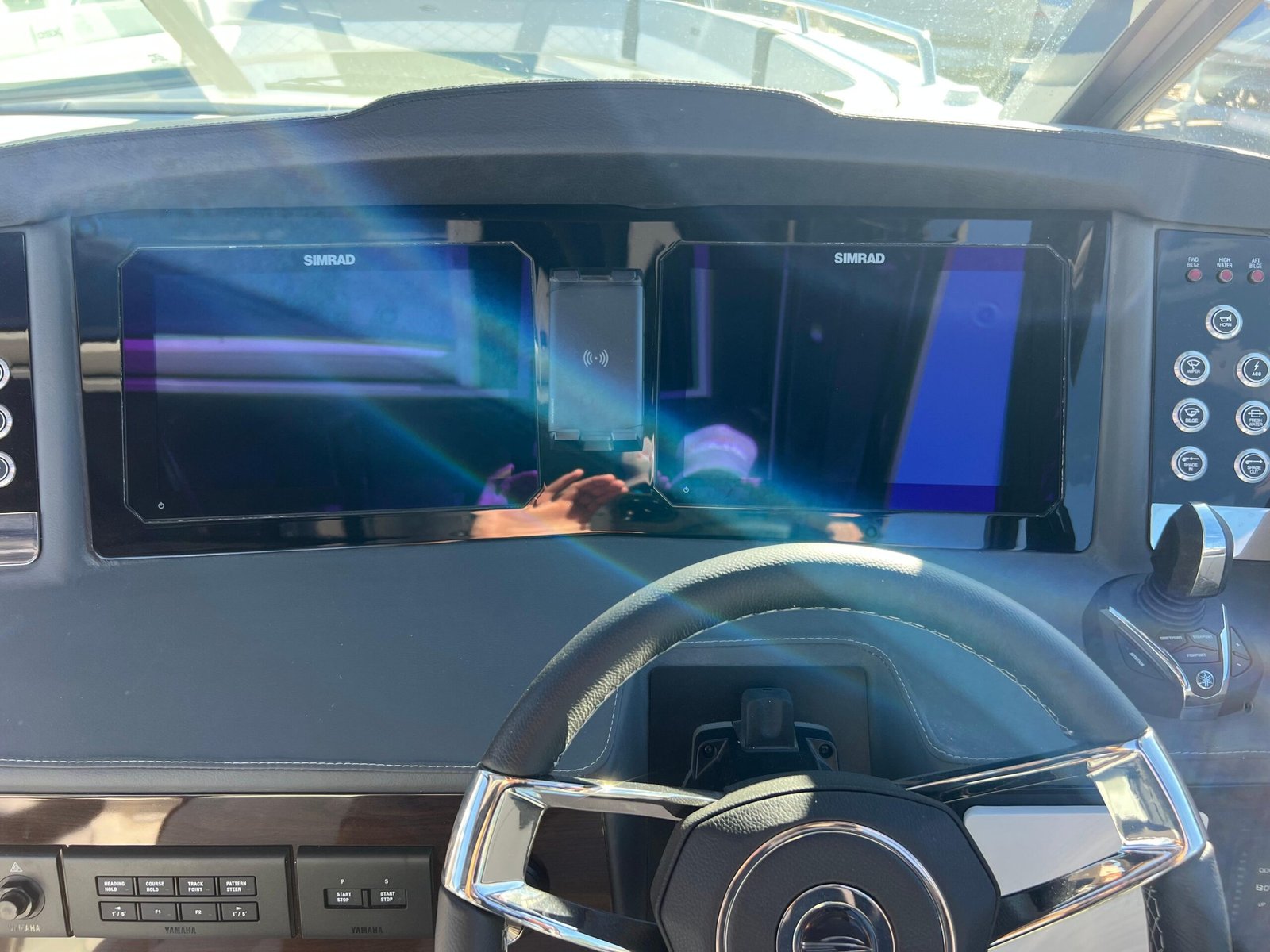 2025 Chaparral 310 OSX For Sale - Image 13