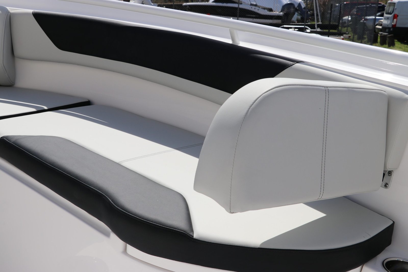 2025 Edgewater 325CC For Sale - Image 23