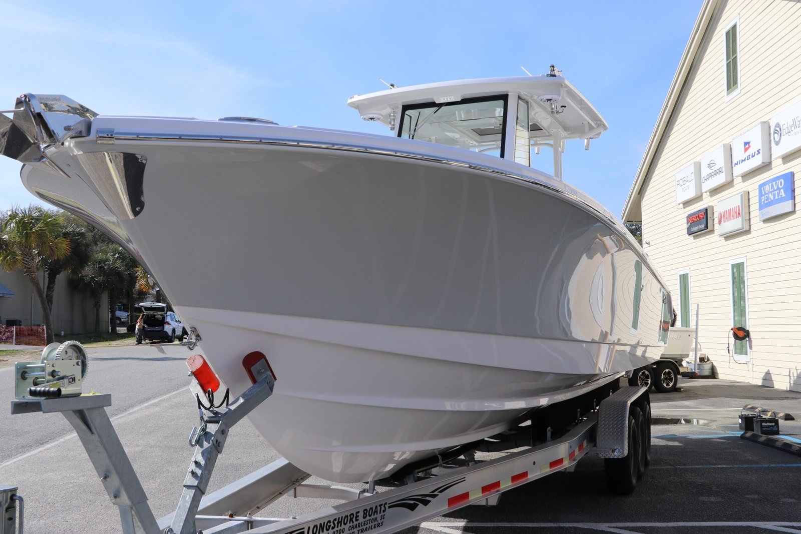 2025 Edgewater 325CC For Sale - Image 2