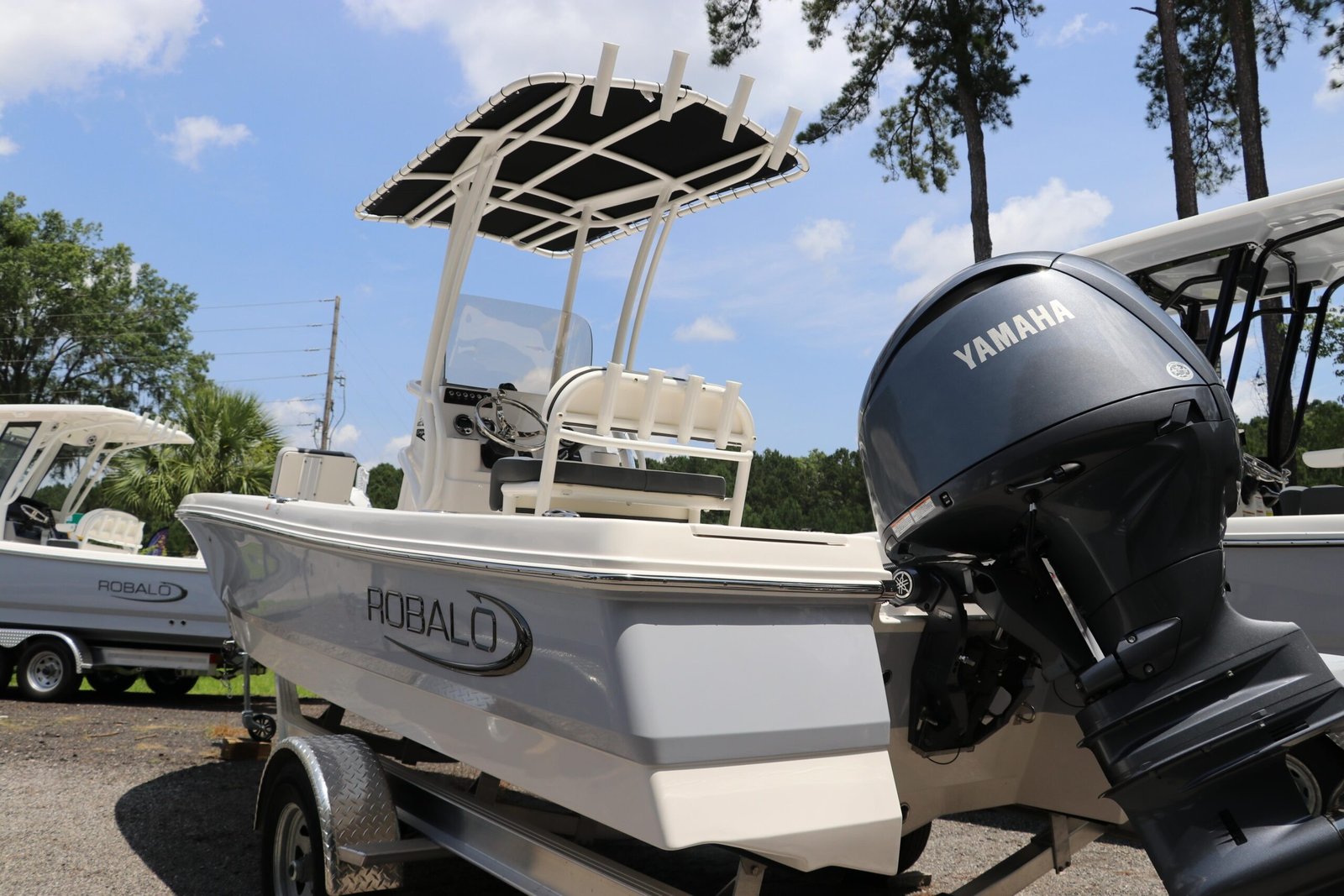 2025 Robalo 206 Cayman For Sale - Image 5