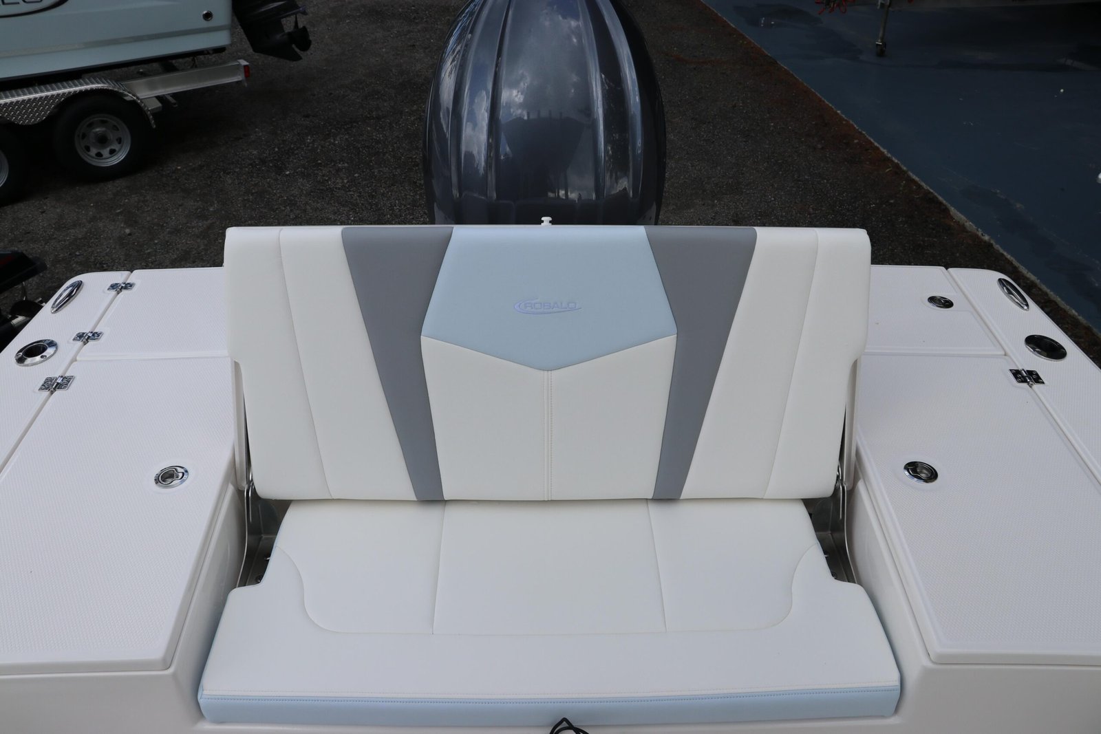 Buy 2025 Robalo 226 Cayman - Image 7