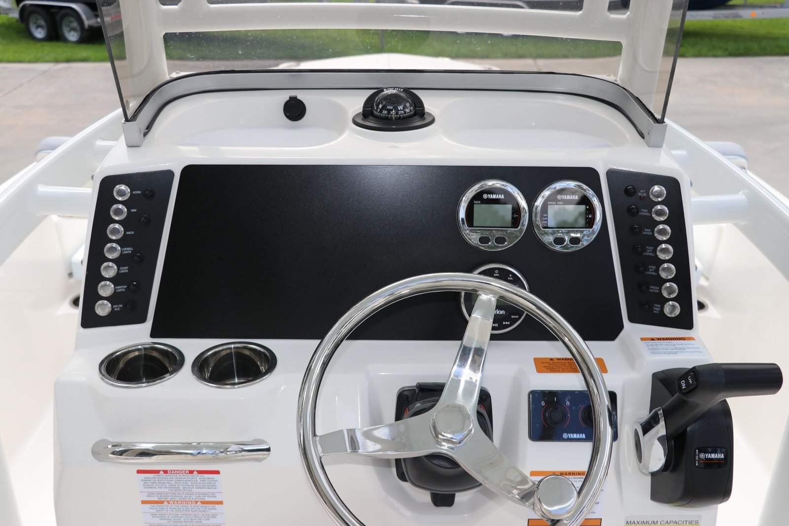 Buy 2025 Robalo 226 Cayman - Image 15