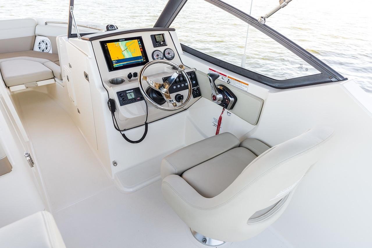 Buy 2025 Boston Whaler 210 Vantage - Image 30