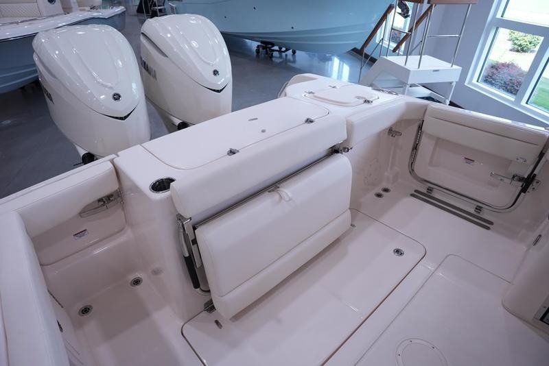 Buy 2026 Grady White Freedom 285 - Image 3