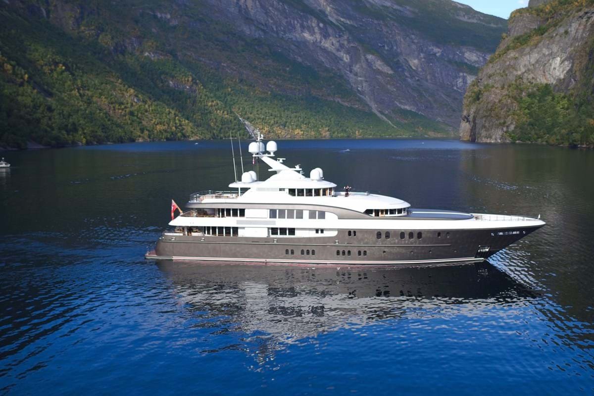 CAIPIRINHA Motor yacht for sale - Image 20