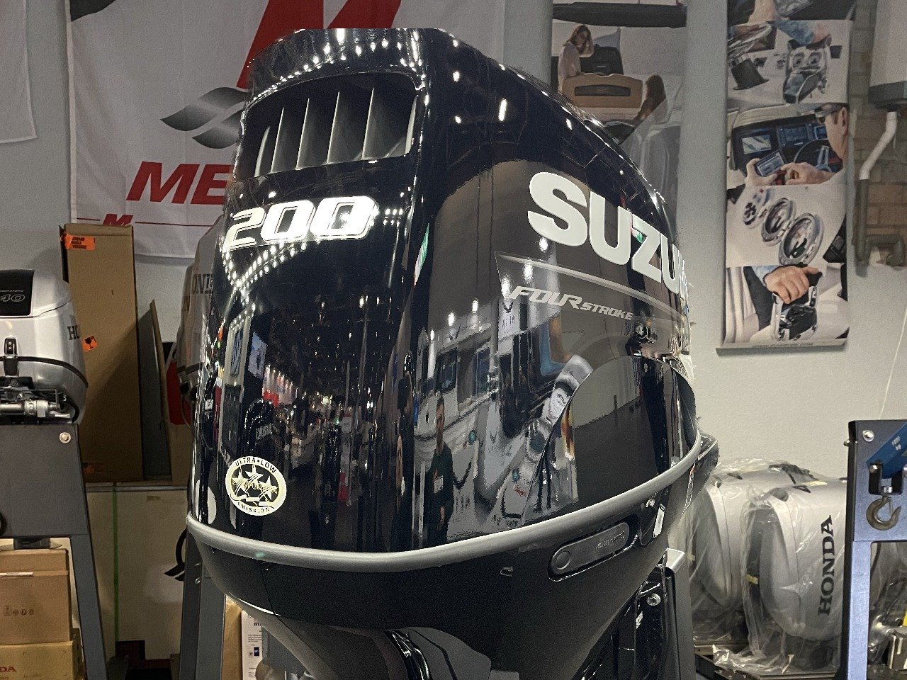 Suzuki 200HP Outboard for sale