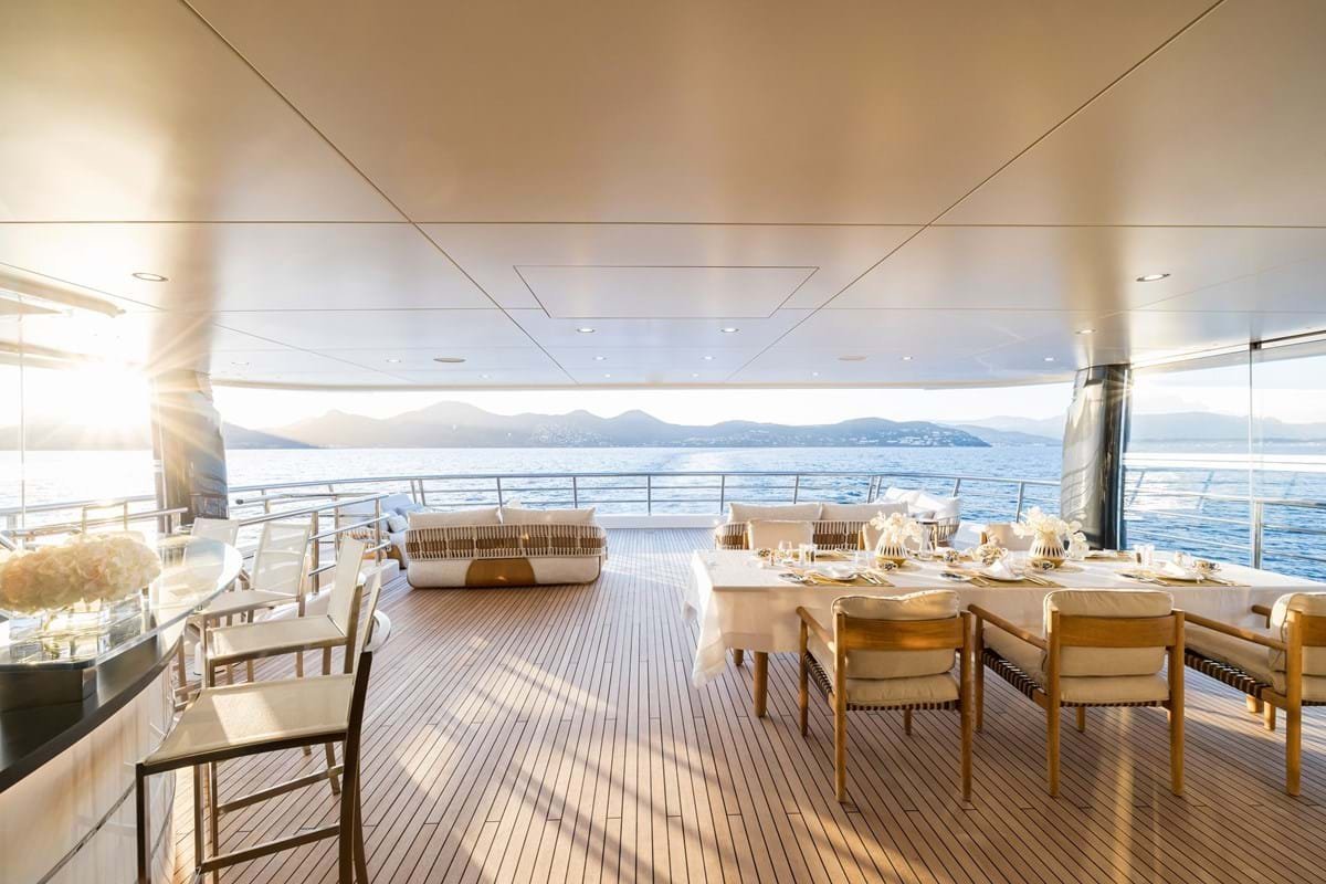 HERE COMES THE SUN Motor yacht for sale - Image 16