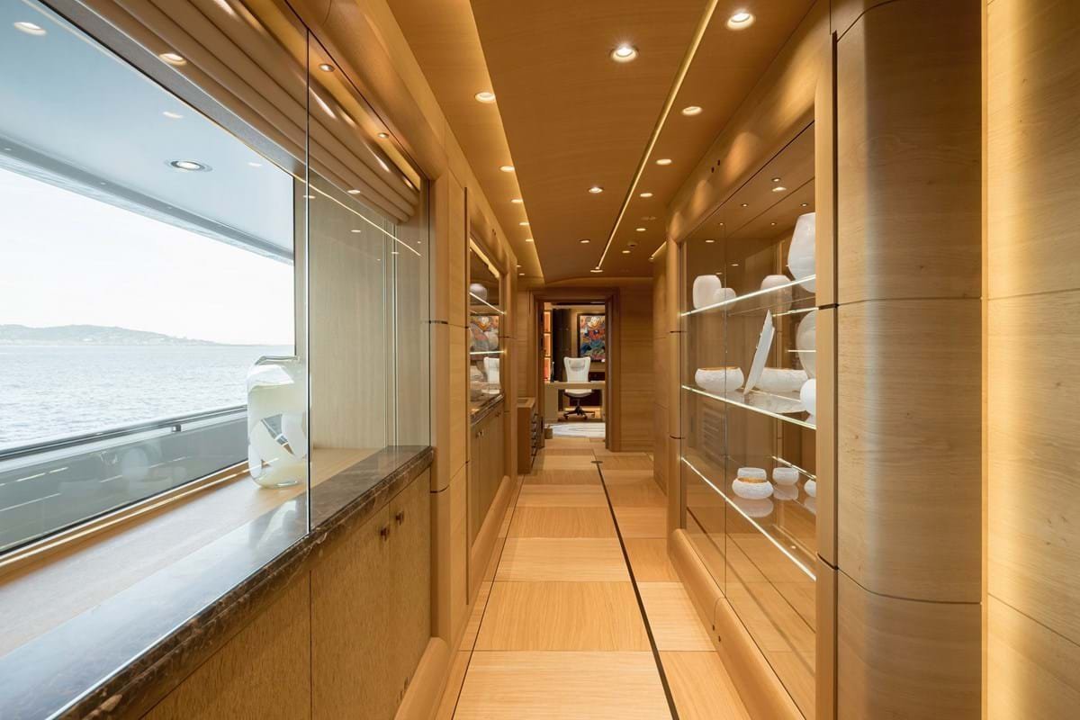 HERE COMES THE SUN Motor yacht for sale - Image 36
