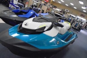 Read more about the article Tips for Buying a Used Jet Ski