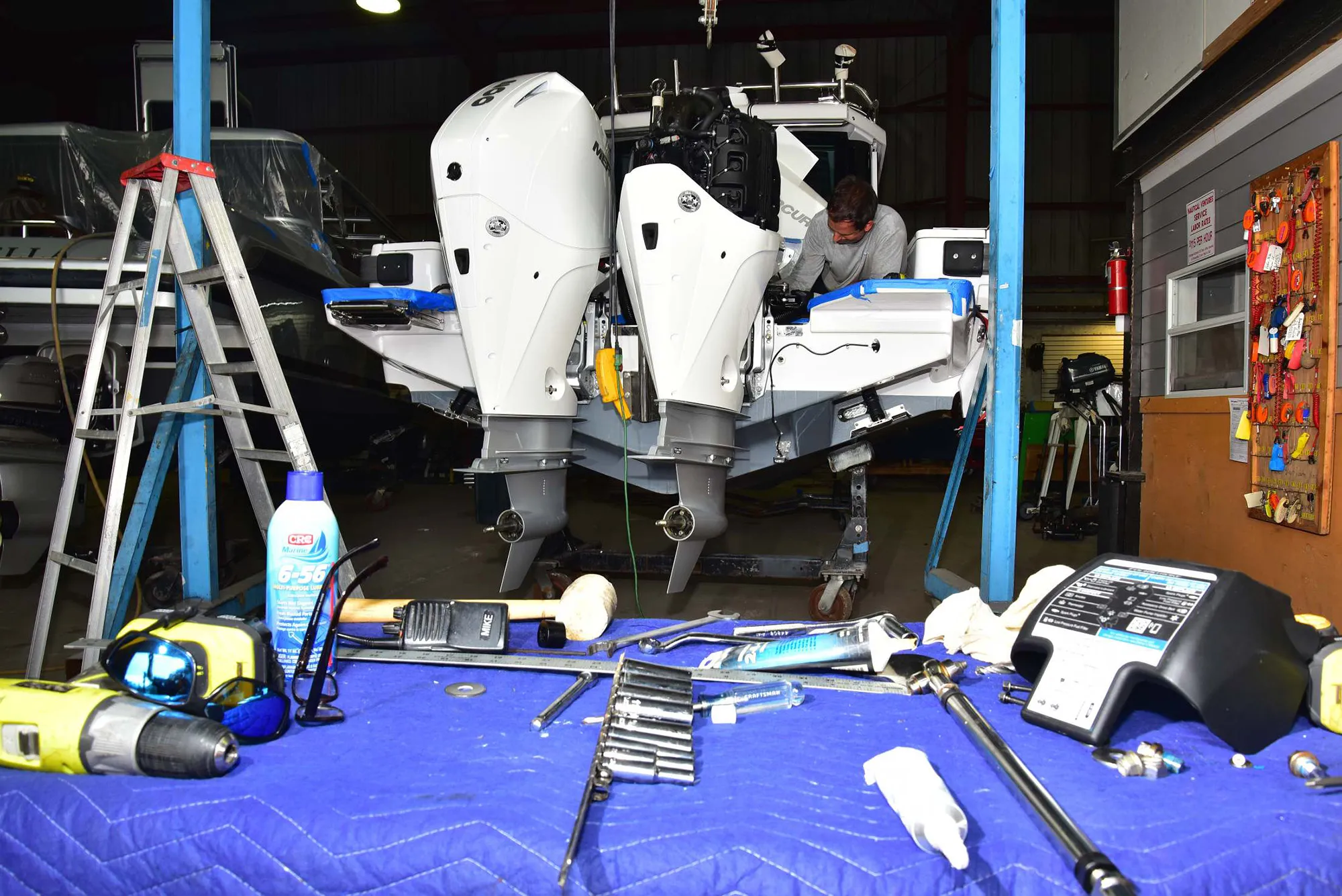 You are currently viewing Outboard Motor Repowering: When Should You Replace Your Engine?